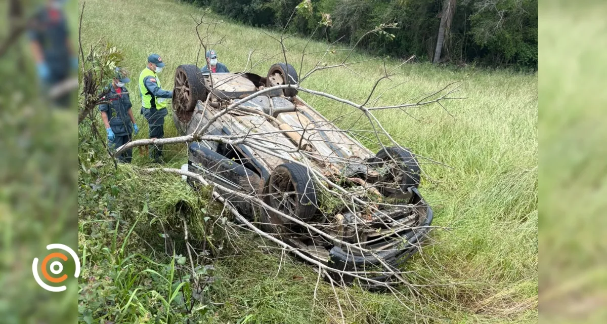 Homem morre após veículo capotar no interior de Três Barras